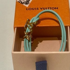 Louis Vuitton Bloom Bracelet